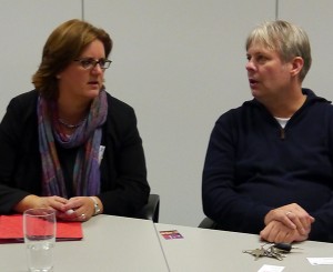 Kerstin Griese und der Betriebsratsvorsitzende Christian Wenzel.