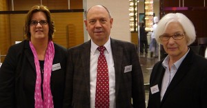 Kerstin Griese, EKD-Ratsvorsitzender Nikolaus Schneider, Synoden-Präses Irmgard Schwaetzer.