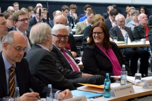Die SPD-Bundestagsfraktion kooperiert bei der Durchführung der Tagung mit dem AK Christinnen und Christen in der SPD.