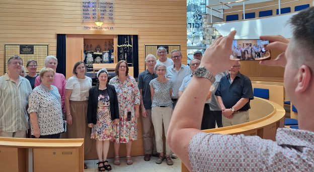 in der Synagoge